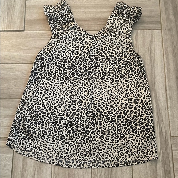 Entro cheetah print blouse, size Medium - Picture 2 of 4